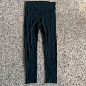 Victoria’s Secret black leggings large